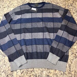 Men's Classic Crewneck Sweater in Blue and Gray